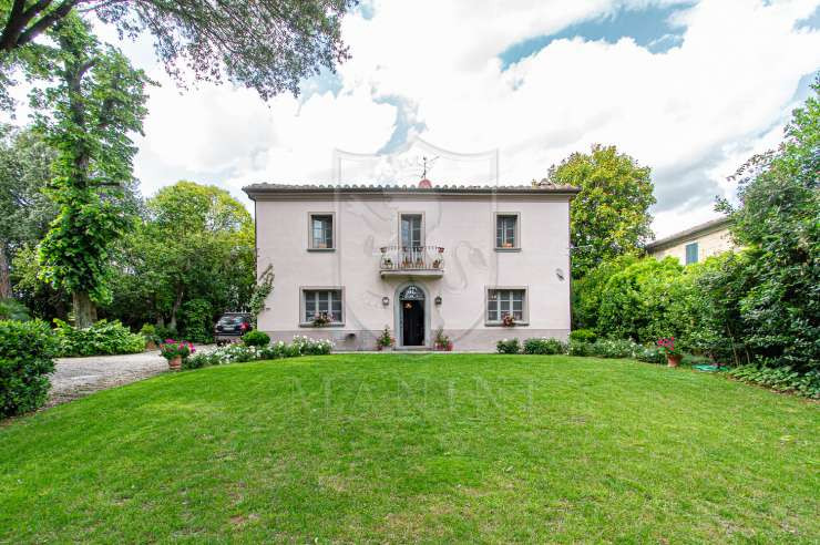 Foiano della Chiana - 5 - 480 mq - € 890.000,00