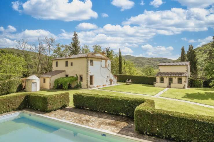 Civitella in Val di Chiana - 5 - 412 mq - € 700.000,00