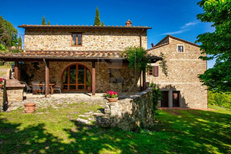 Gaiole in Chianti - 4 - 260 mq - € 820.000,00